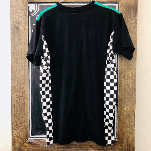 Men’s T-Shirt *SOLD* - Picture 2 of 2